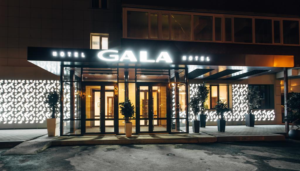 Hotel Gala Surgut Exterior foto